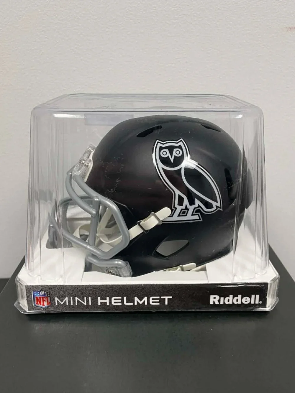 OVO x Riddell NFL Mini Helmet - Atlanta Falcons